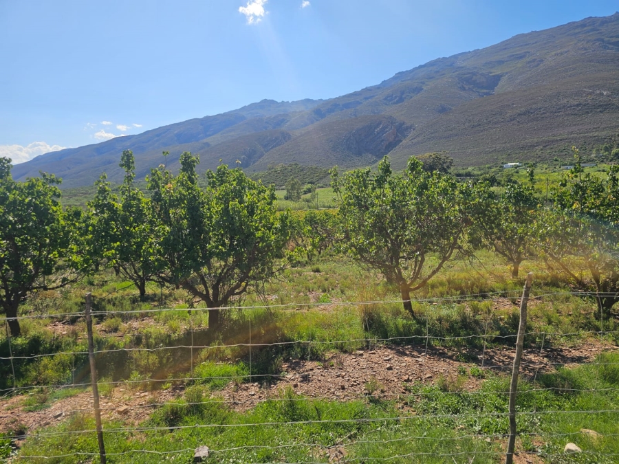 5 Bedroom Property for Sale in Ladismith Rural Western Cape